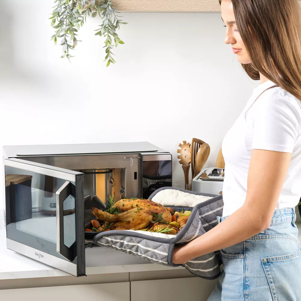 Salter Air Fryer & Microwave 2 In 1 DuoWave 10 Cooking Modes with Baking Pan